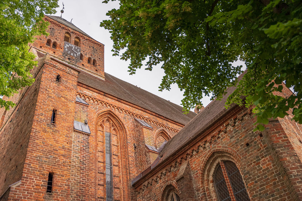 Penzlin-Kirche-Am-Markt